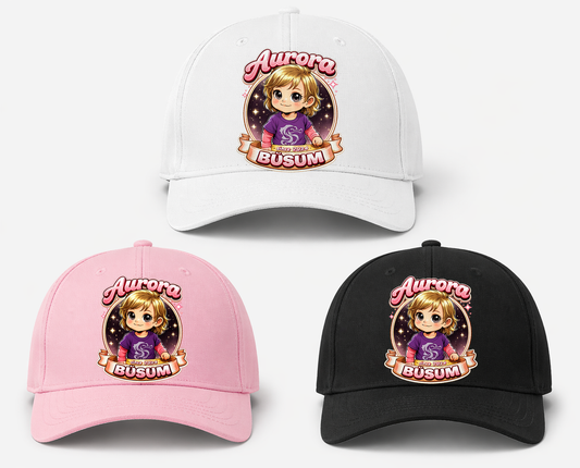 Basecap in drei Farben, schwrz, rosa, weiß, Design Aurora Büsum 2024